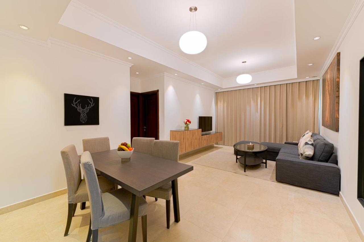 Time Moonstone Hotel Apartments Fujairah Exteriör bild