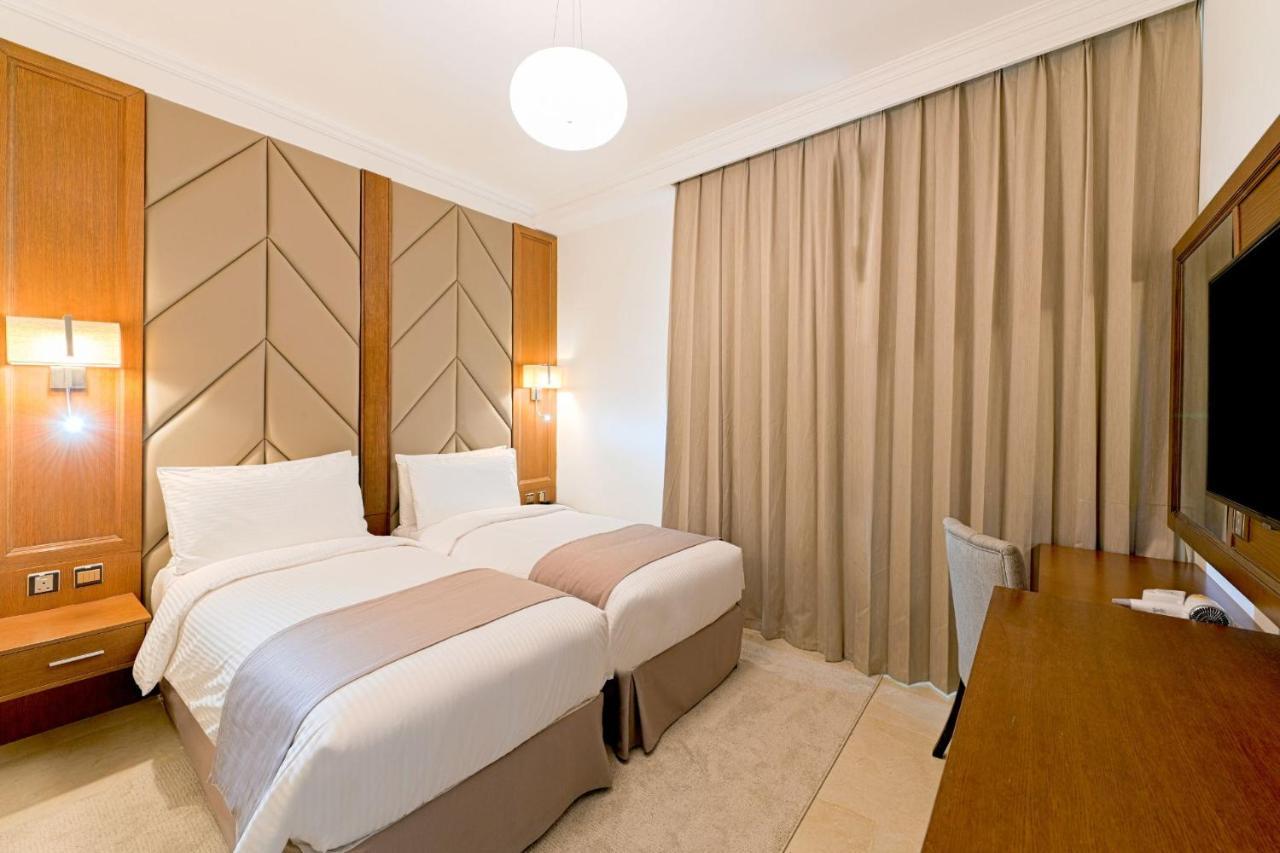 Time Moonstone Hotel Apartments Fujairah Exteriör bild